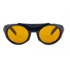 Isolator Matt Black - Amber -Aanbevolen Winkels Voor Visbenodigdheden fortis eye wear isolator matt black amber 1