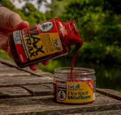 Max Attrax Feeding Trigger 200ml -Aanbevolen Winkels Voor Visbenodigdheden solar tackle max attrax feeding trigger 200ml 2